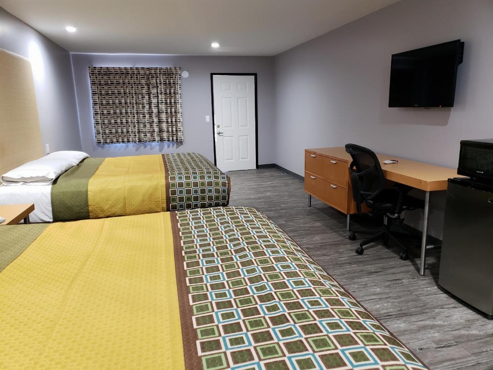 Regal Inn Image 13