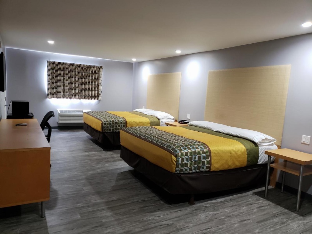 Regal Inn Image 14